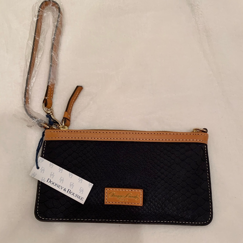 Wristlet, Dooney & Bourke wristlet, NWT